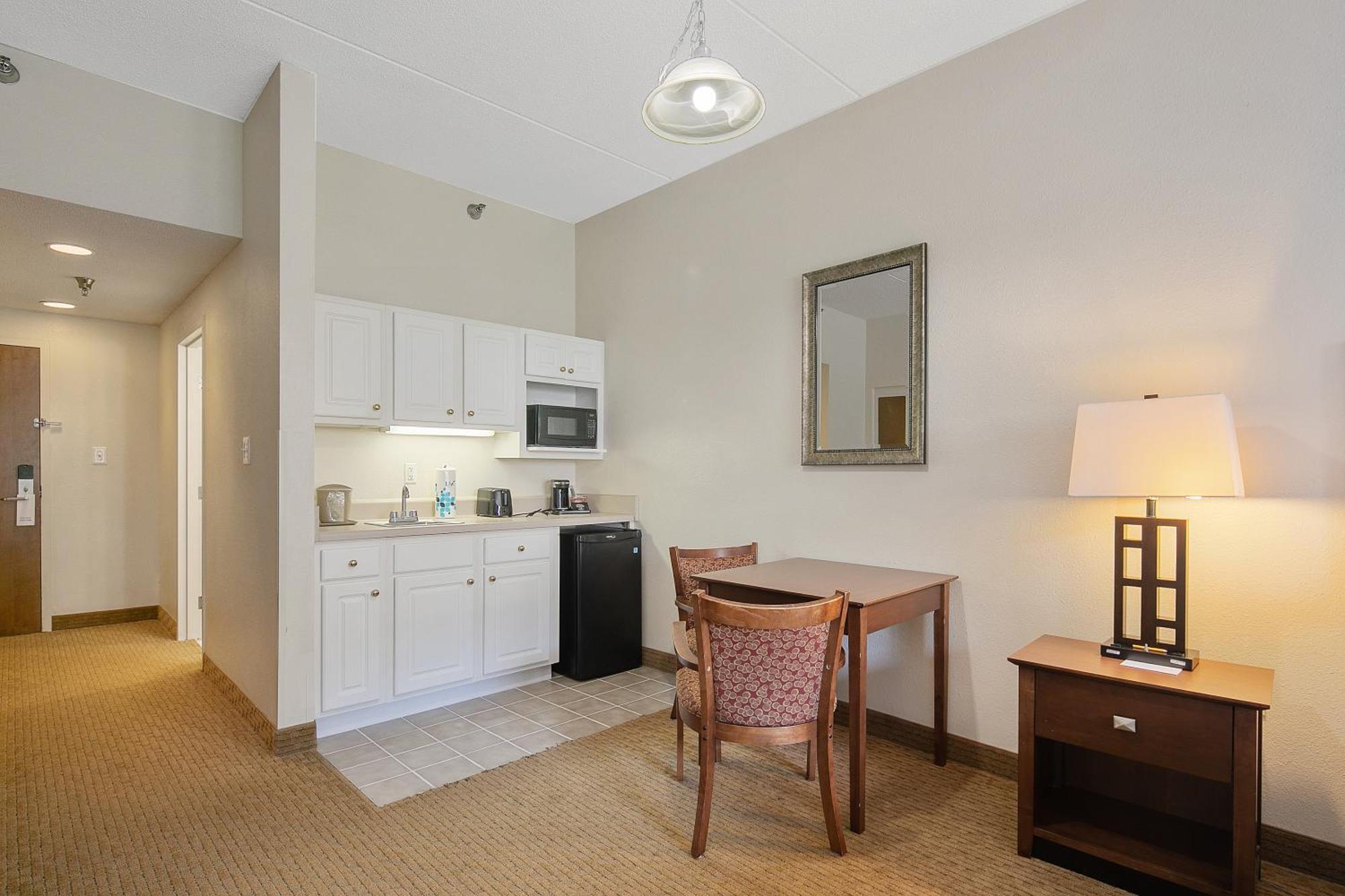 The Landmark Inn Fort Bragg Bilik gambar